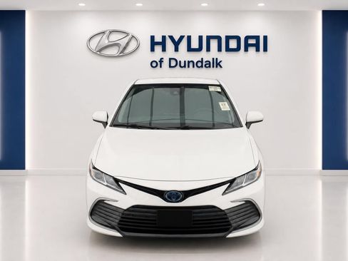 Used 2022 Toyota Camry LE FWD image 5