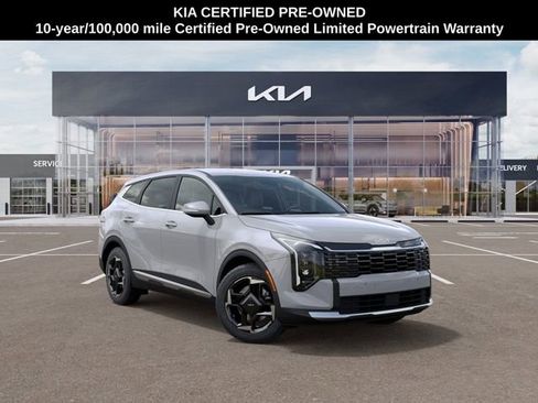 Certified 2026 Kia Sportage EX FWD image 8