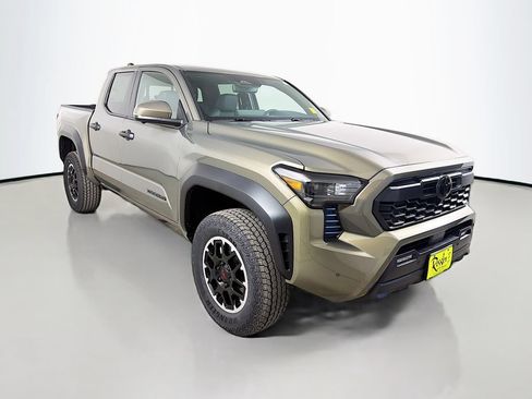 New 2026 Toyota Tacoma TRD Off-Road AWD/4WD image 3