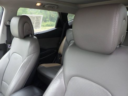 Used 2014 Hyundai Santa Fe Sport w/ Technology Package 04 FWD image 11