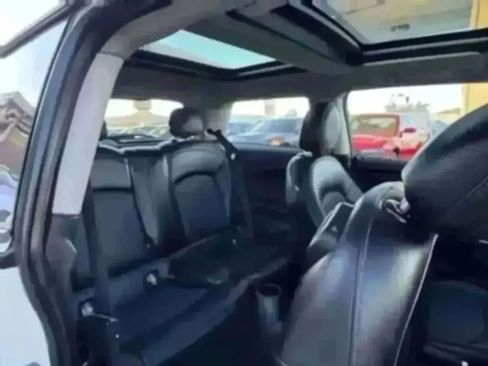 Used 2015 MINI Cooper 2-Door Hardtop FWD image 18