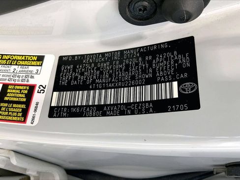 Used 2024 Toyota Camry SE FWD image 8