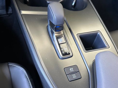 New 2026 Lexus UX 300h FWD image 16