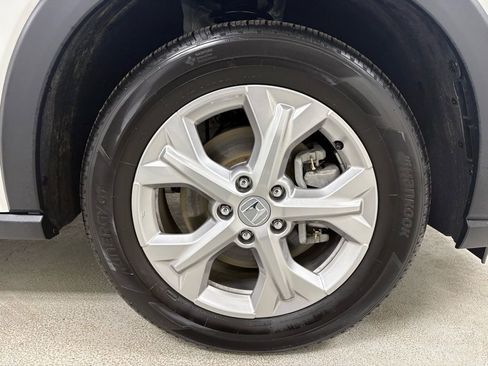 Used 2025 Honda HR-V LX image 10