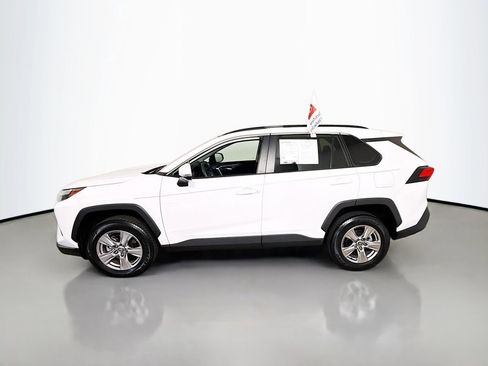 Certified 2022 Toyota RAV4 XLE image 4