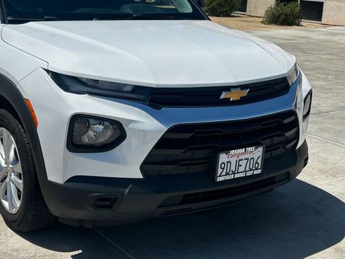Used 2023 Chevrolet TrailBlazer LS FWD image 9