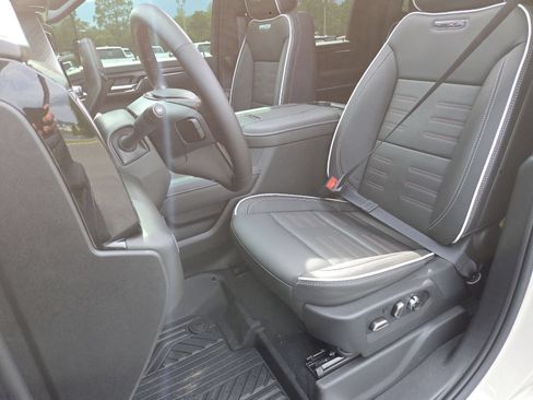 New 2026 GMC Sierra 2500 AT4X w/ AT4X AEV Edition AWD/4WD image 30