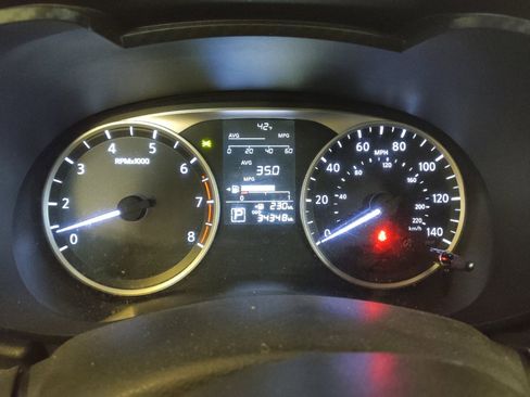 Used 2024 Nissan Versa S w/ S Plus Package image 23