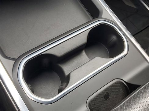 Used 2024 Chevrolet Silverado 2500 LTZ w/ LTZ Convenience Package image 30