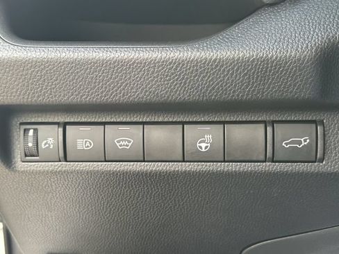 Used 2023 Toyota RAV4 XLE Premium AWD/4WD image 25