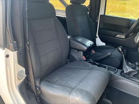 Used 2011 Jeep Wrangler Sport AWD/4WD image 27