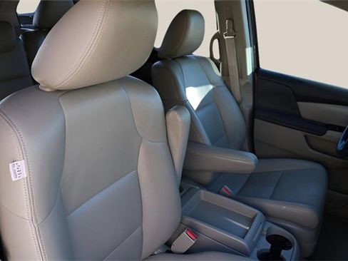 Used 2016 Honda Odyssey SE image 21