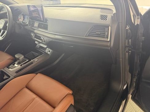 Certified 2024 Audi Q5 2.0T Premium w/ Convenience Package AWD/4WD image 23