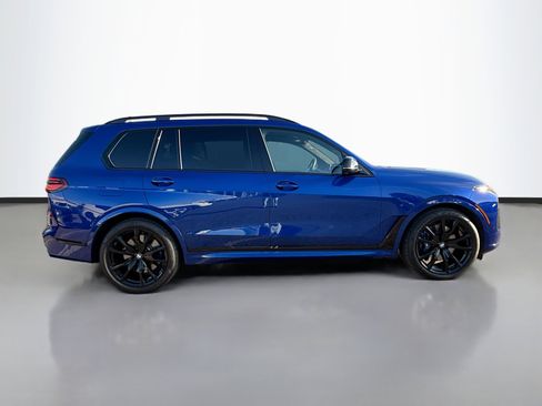 Used 2025 BMW X7 M60i image 2