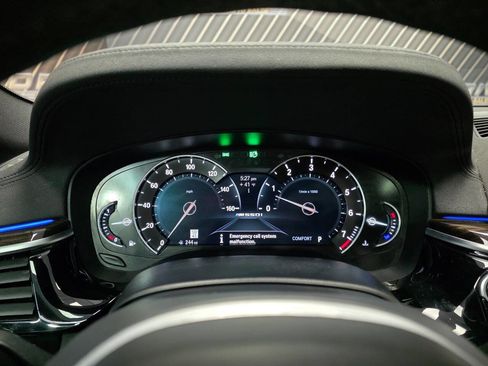 Used 2019 BMW M550i xDrive image 22