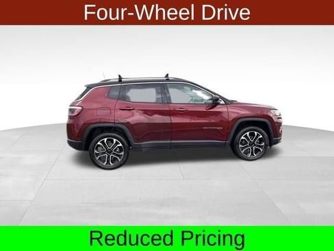 Used 2022 Jeep Compass Limited AWD/4WD image 8