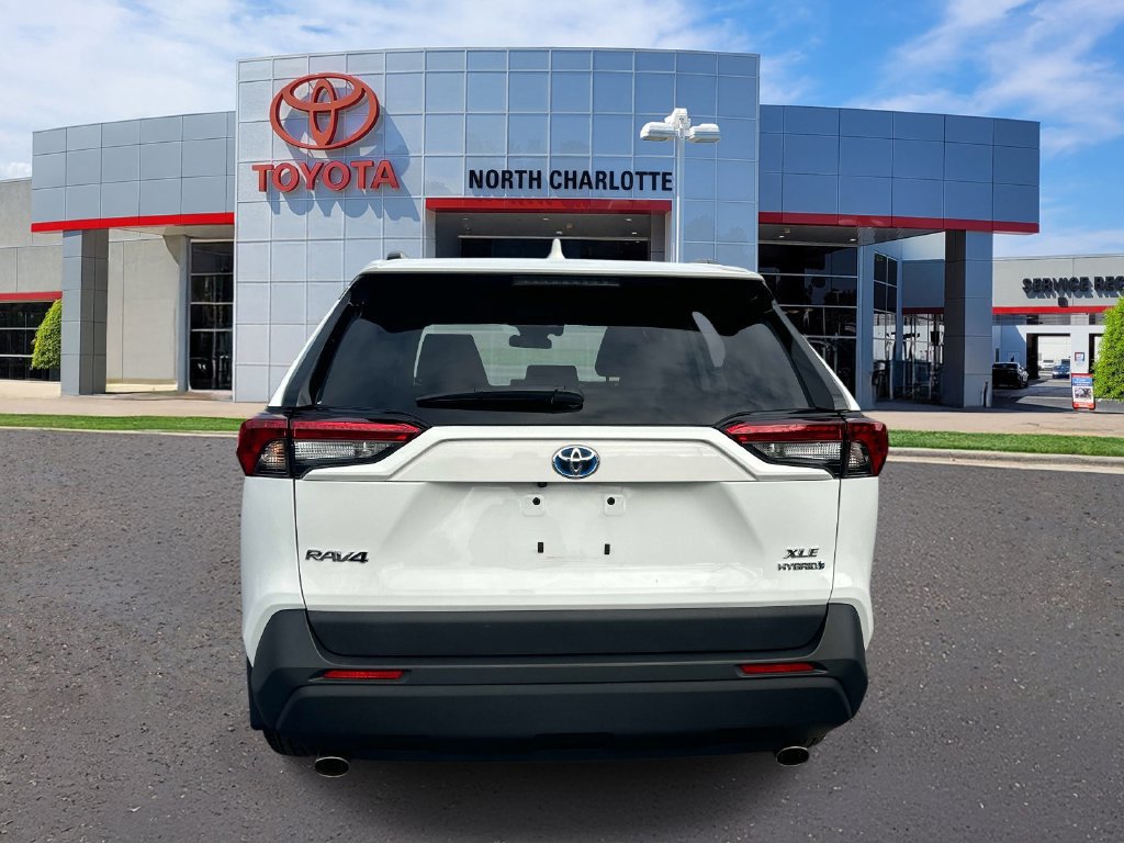 Used 2024 Toyota RAV4 XLE w/ Convenience Package AWD/4WD image 7