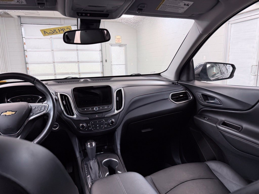 Used 2021 Chevrolet Equinox Premier FWD image 31