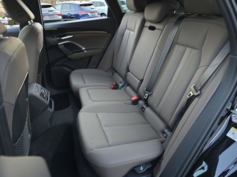 New 2025 Audi Q5 Premium image 14