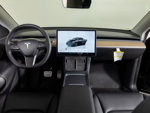 Used 2022 Tesla Model Y Performance image 37