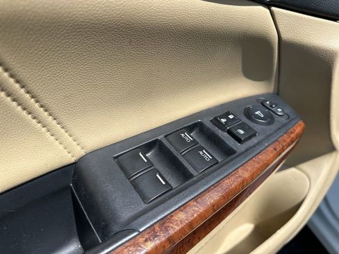 Used 2012 Honda Accord EX-L image 16