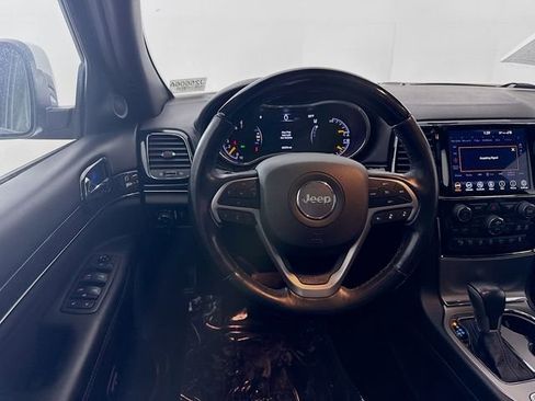 Used 2020 Jeep Grand Cherokee Overland image 21