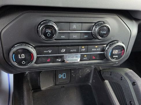Used 2024 Ford Bronco Everglades AWD/4WD image 22