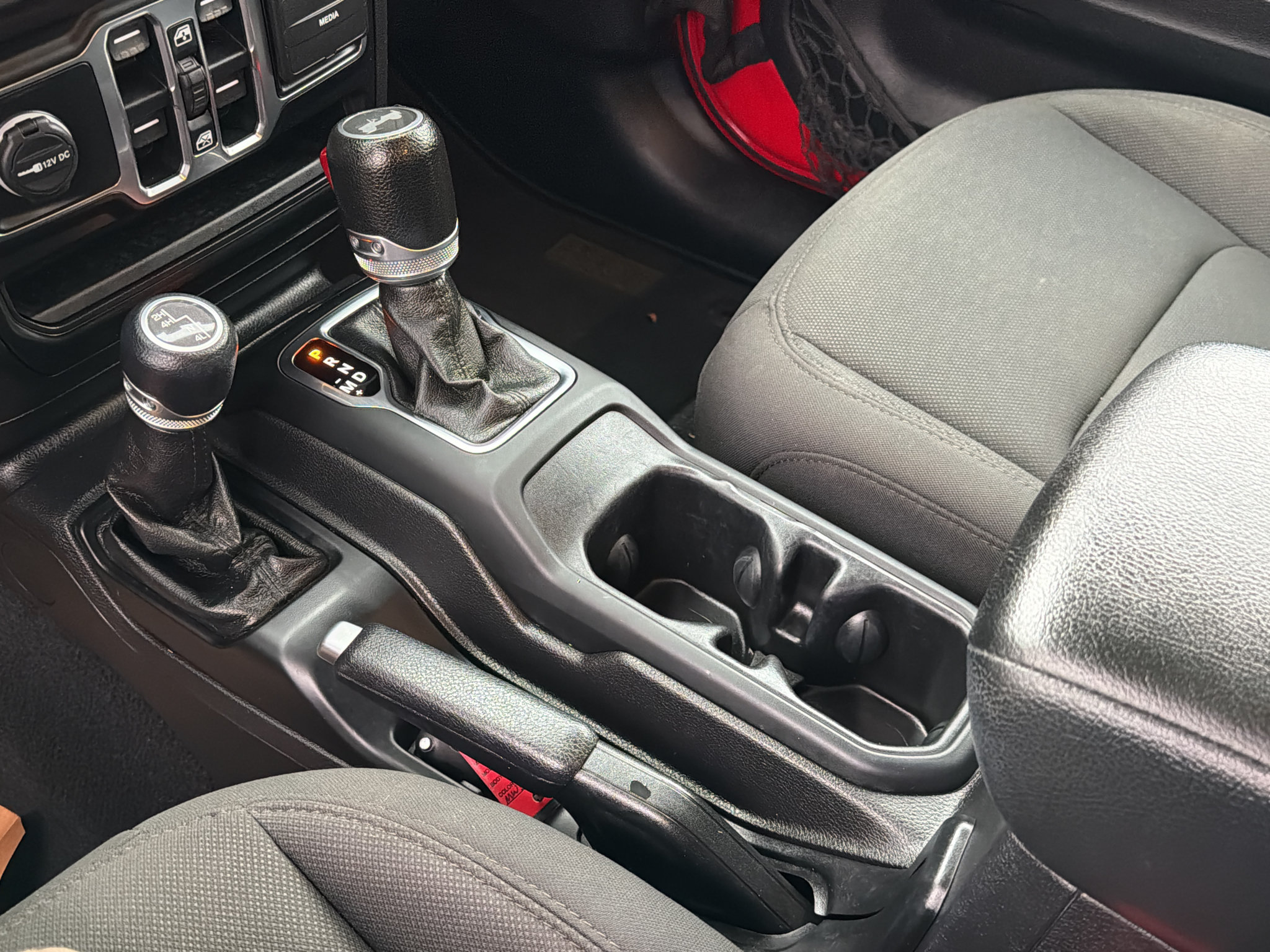 Used 2021 Jeep Wrangler Unlimited Sport AWD/4WD image 24