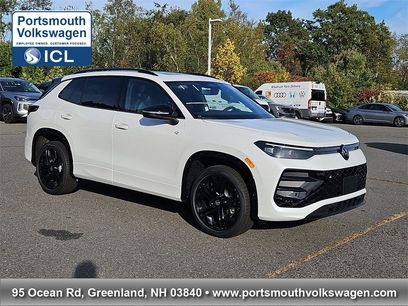 New 2025 Volkswagen Tiguan SE R-Line