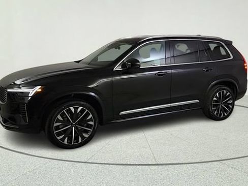 New 2026 Volvo XC90 B6 Plus w/ Protection Package AWD/4WD image 3