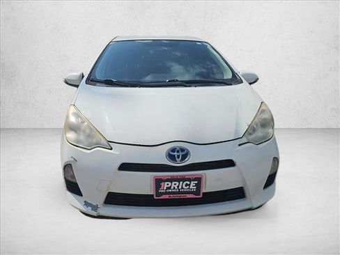 Used 2013 Toyota Prius C Two image 8