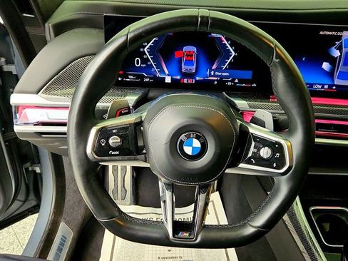 Used 2023 BMW 760i xDrive w/ Executive Package AWD/4WD image 13