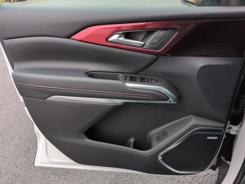 Certified 2025 Chevrolet Traverse Z71 w/ Enhanced Driving Package image 23