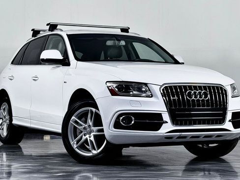 Used 2017 Audi Q5 3.0T Premium Plus w/ Technology Package AWD/4WD image 2