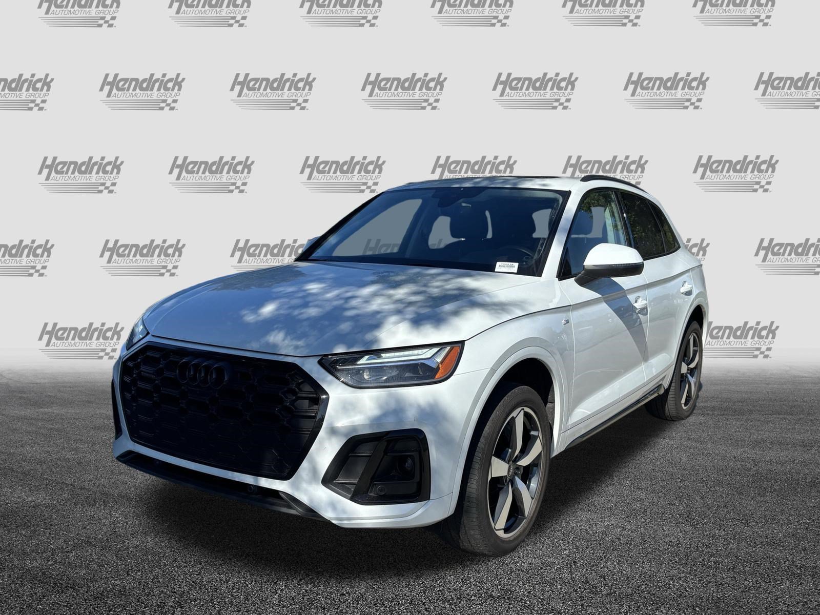 Used 2023 Audi Q5 2.0T Premium Plus w/ Premium Plus Package AWD/4WD image 5