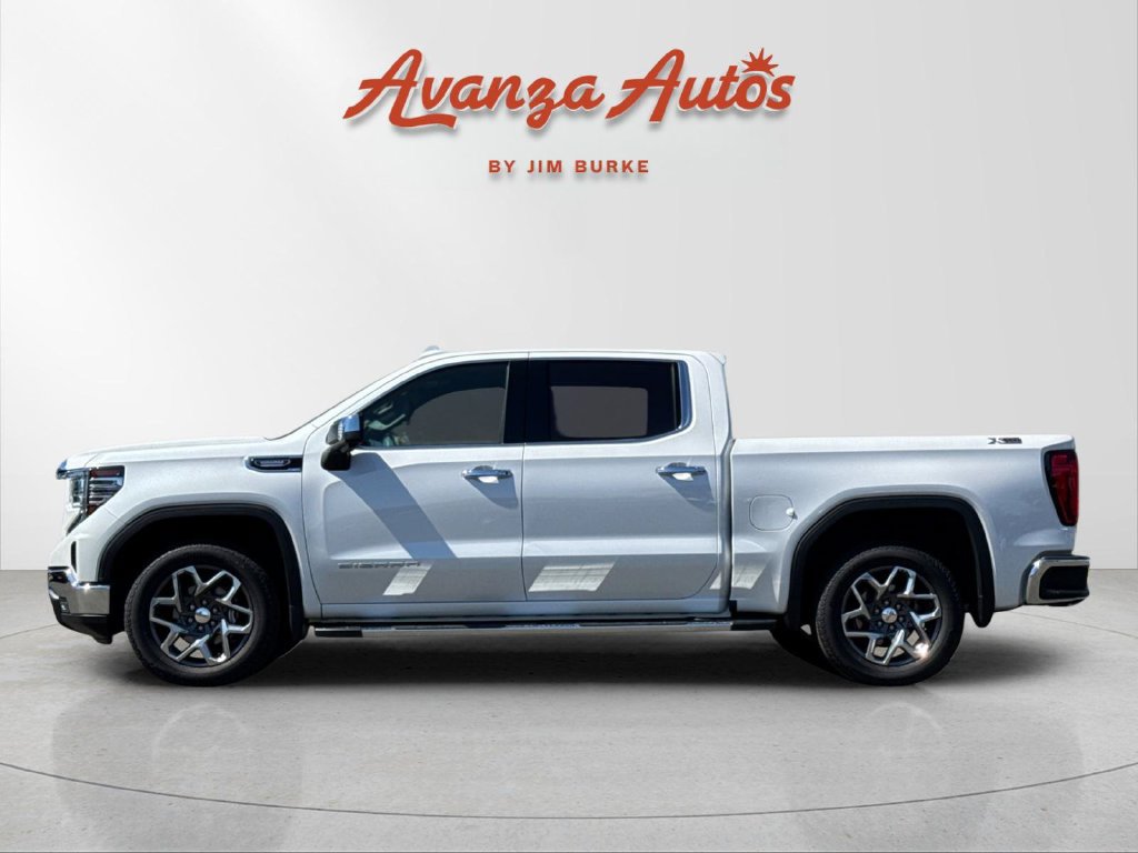 Used 2023 GMC Sierra 1500 SLT w/ SLT Premium Package AWD/4WD image 2
