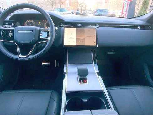 New 2026 Land Rover Range Rover Velar Dynamic SE image 5
