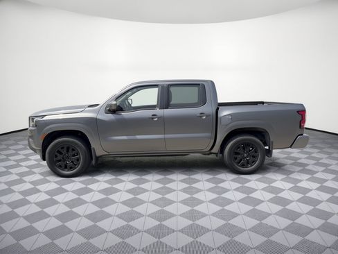 Used 2023 Nissan Frontier SV w/ Tow Package AWD/4WD image 2