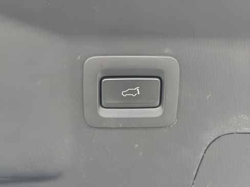 Used 2018 MAZDA CX-9 Touring w/ Touring Premium Package AWD/4WD image 10