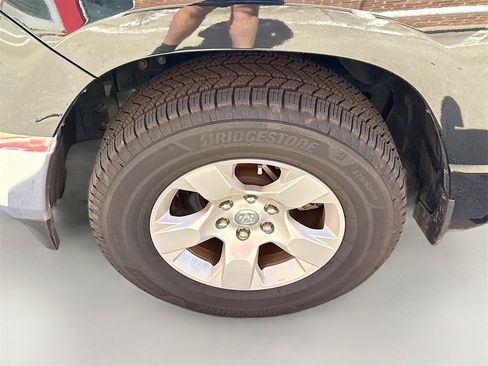 Used 2021 RAM 1500 Big Horn image 28