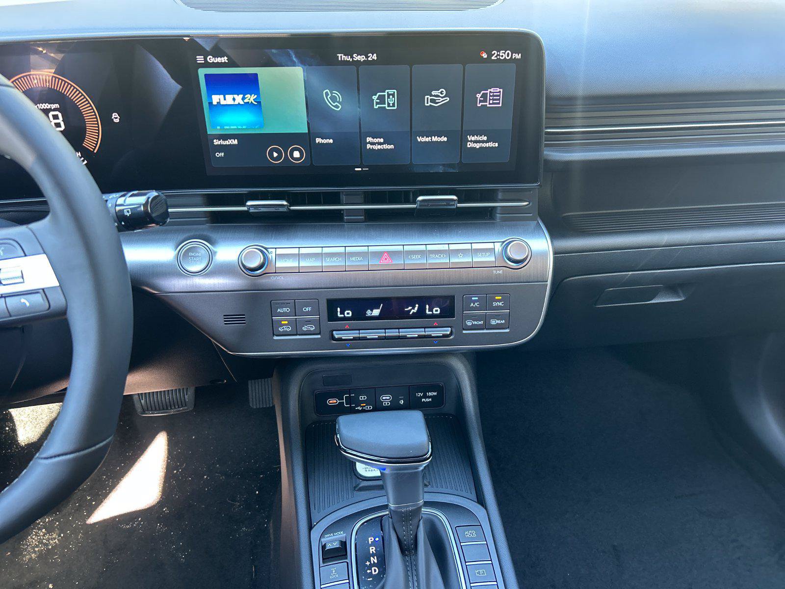 New 2027 Hyundai Kona SEL Sport AWD/4WD image 17