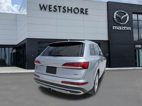 Used 2021 Audi Q7 3.0T Premium Plus w/ Premium Plus Package AWD/4WD image 3