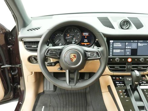 New 2026 Porsche Macan AWD/4WD image 13