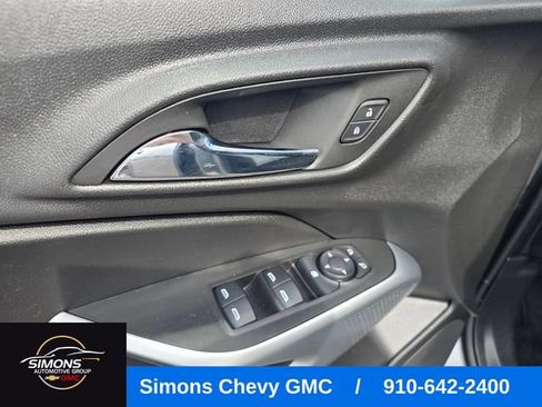 Used 2024 Chevrolet Trax LS w/ Driver Confidence Package FWD image 13