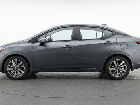 Used 2025 Nissan Versa SV FWD image 5
