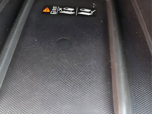 Used 2023 Chevrolet Traverse LT w/ LPO, Floor Liner Package image 23