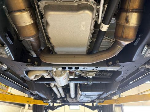 Used 2023 Cadillac Escalade ESV V image 33