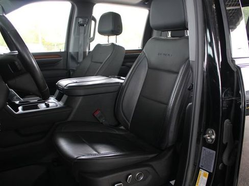 Used 2024 GMC Sierra 2500 Denali w/ Denali Reserve Package image 11