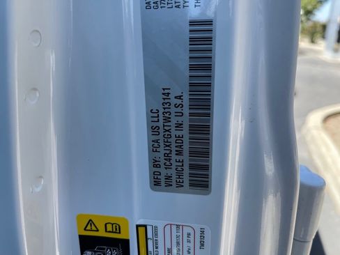 New 2026 Jeep Wrangler Unlimited Rubicon AWD/4WD image 24