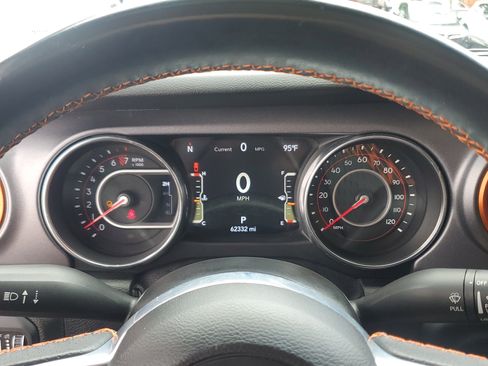 Used 2021 Jeep Gladiator Mojave AWD/4WD image 26